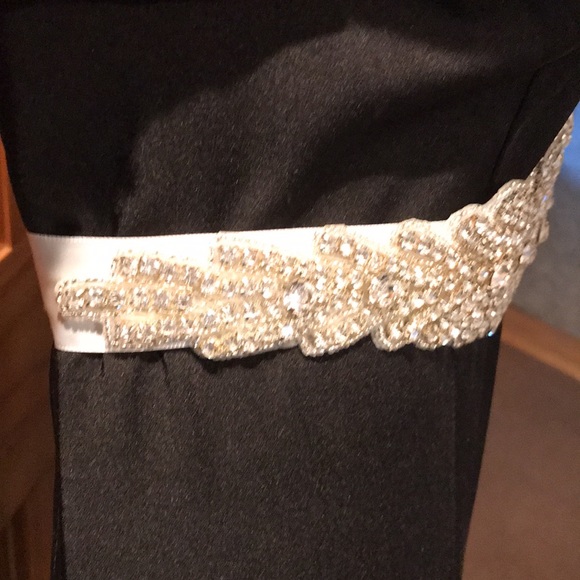 Beautiful Sash for Wedding Dress - Picture 5 of 13